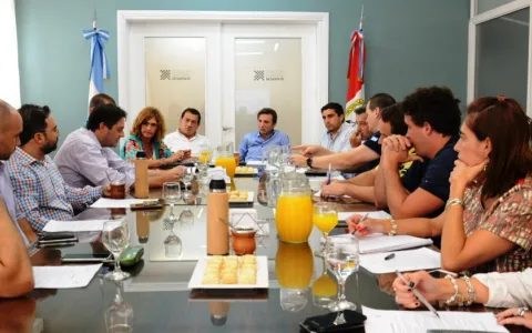 Concejales se reunieron con empresarios turísticos y agencias de viajes