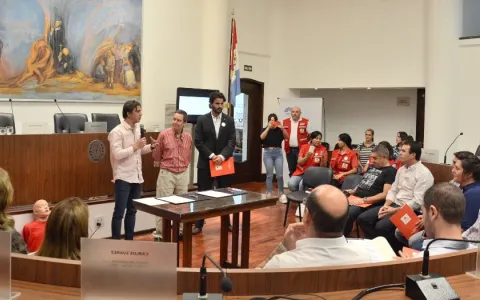 Convenio de colaboración entre el Concejo y la Cruz Roja