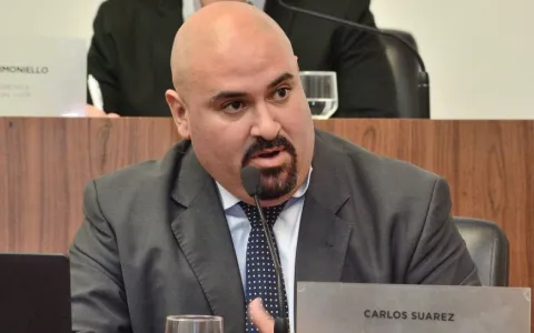 Piden trasladar los vehículos retenidos o abandonados frente a las dependencias policiales