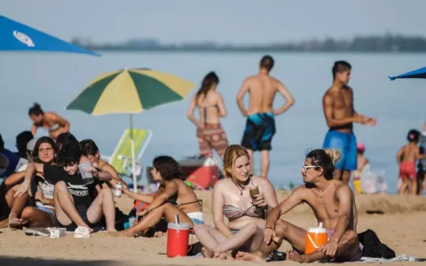 El Concejo reclamó informes sobre la calidad del agua en playas de la ciudad
