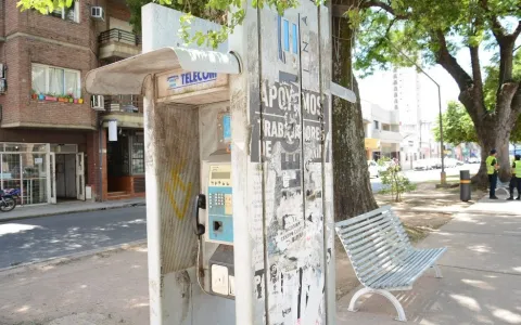 Piden reparan y revalorizar los teléfonos públicos