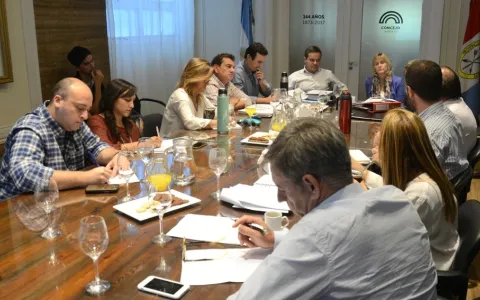 Estación Terminal de Ómnibus: concejales recibieron un informe de autoridades municipales