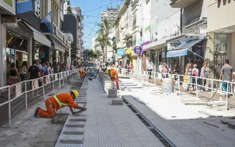 El Concejo estableció un descuento para comercios frentistas de la obra de Peatonal San Martín