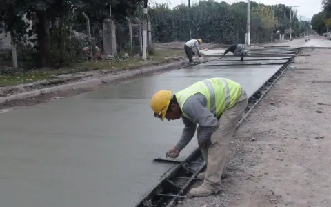 Avanza el proyecto de pavimentación de 124 calles urbanas y obras complementarias