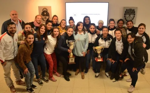 El Concejo reconoció a las futbolistas que participaron de la Copa Santa Fe