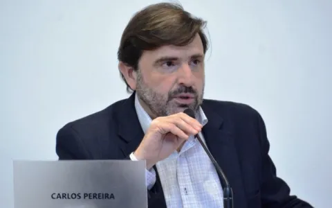 Piden la reparación de roturas producidas por el nuevo sistema de semaforización en Ruta 1