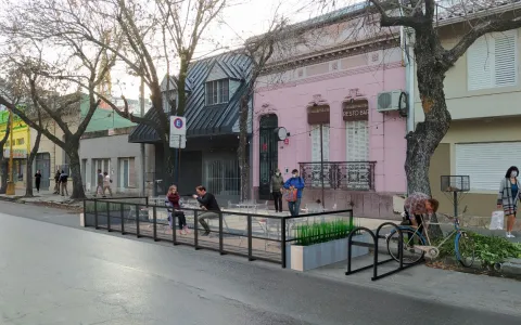 El Concejo aprobó la construcción de balcones gastronómicos