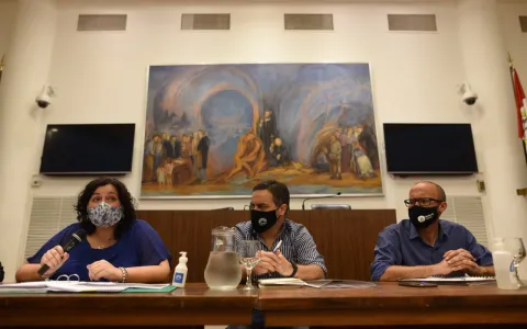 Presupuesto 2021: Concejales y concejalas recibieron a funcionarios del Ejecutivo