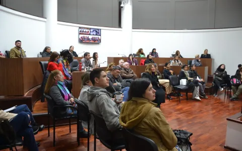 Concluyó el ciclo “Revincularnos con la educación”