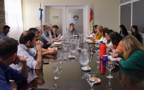 Nocturnidad: Concejales recibieron a las Vecinales Candioti Norte y Sur