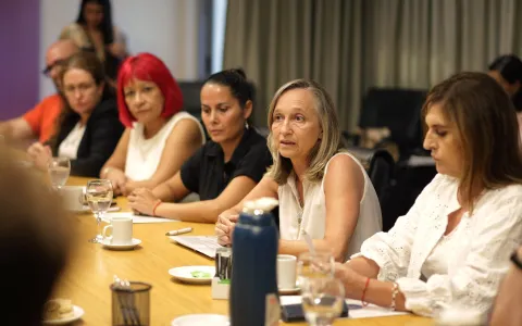 Crean una comisión especial de gestión para la reactivación de obras nacionales paralizadas