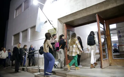 Vecinos de la ciudad conocieron el Concejo por dentro