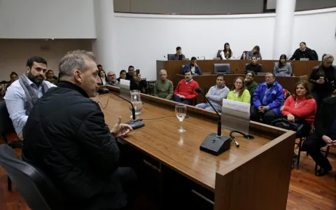 En el Concejo se abrió el debate sobre éxito deportivo y salud mental