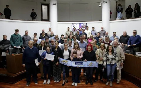 Emotivo reconocimiento a la trayectoria deportiva de rugbiers santafesinos