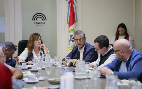 Concejales analizaron con funcionarios municipales la emergencia en movilidad y los cambios al SEOM