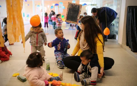 El Concejo distinguirá a personas y organizaciones que trabajan en la defensa de los derechos de las infancias