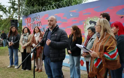 El Concejo inauguró en María Selva un mural homenaje al músico Mario Millán Medina