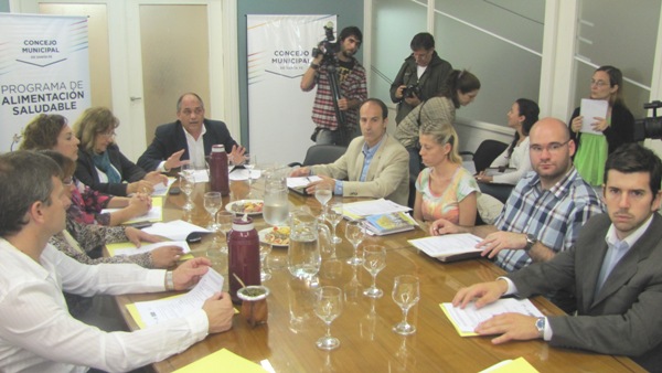 20120917115433_reunionalimentacion.jpg